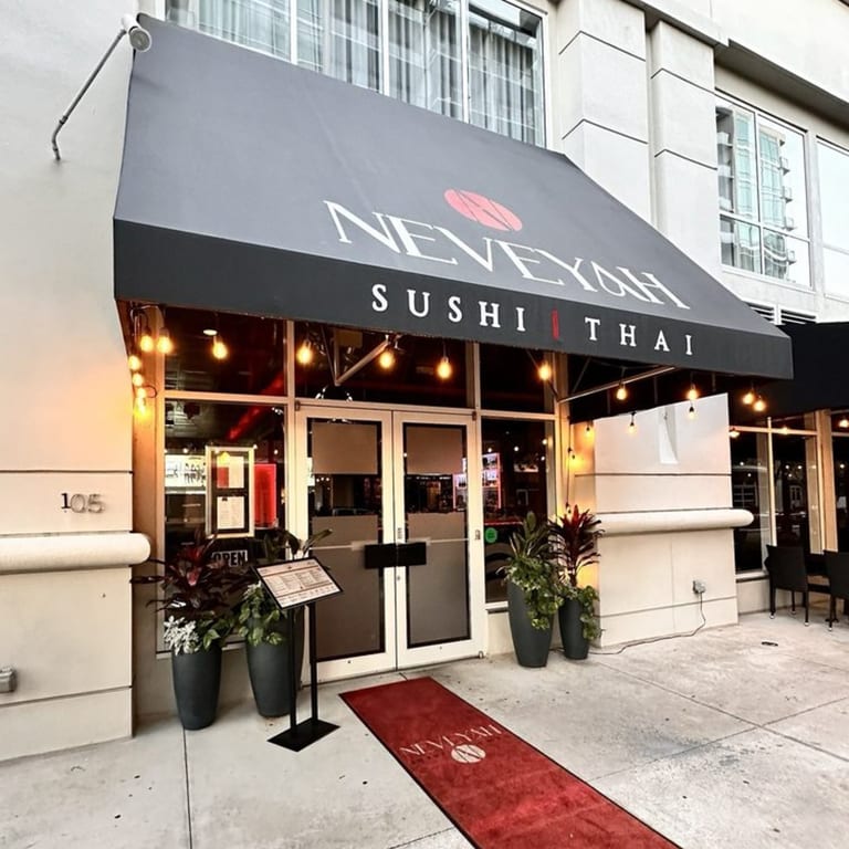 Welcome to Neveyah Sushi & Thai